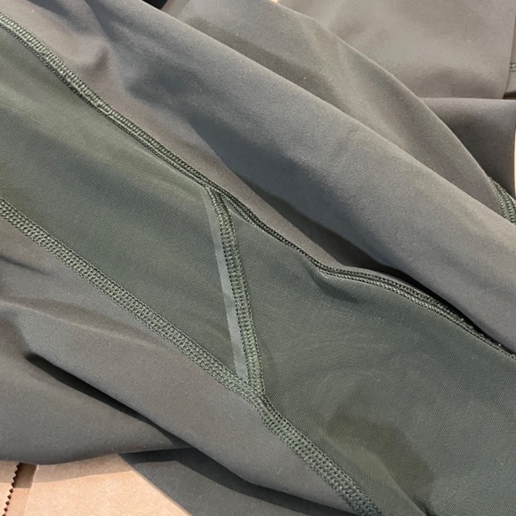 Lululemon Miles Ahead Mesh Yoga Workout Tight - Women's Size 6 - Green - Picture 10 of 11
